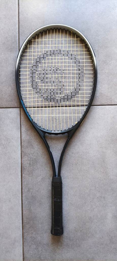 Tennis racket 
