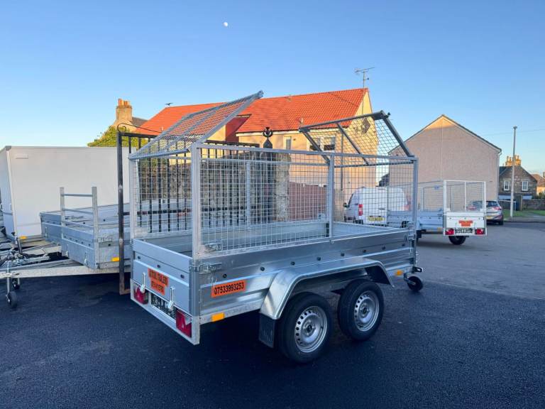 BRAND NEW 8,7FT X 4,2FT TWIN AXLE TRAILER WITH 80CM MESH 750KG