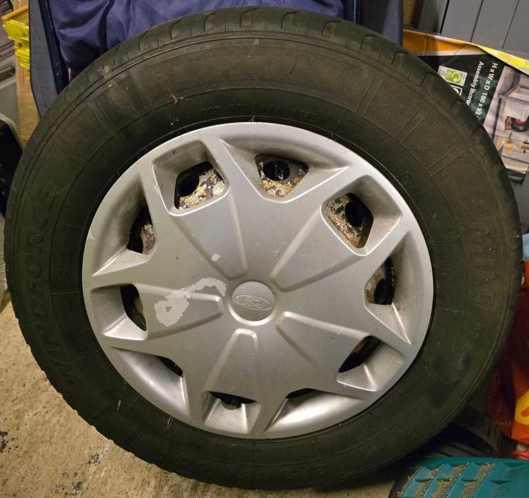 Mk8 transit van wheel and tyre