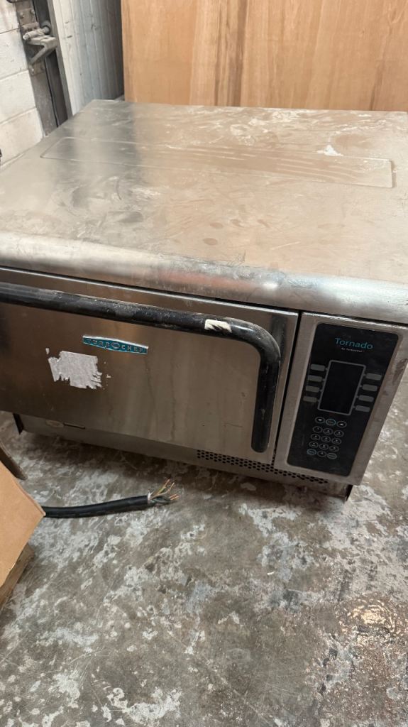 Free turbo oven for repairs / parts