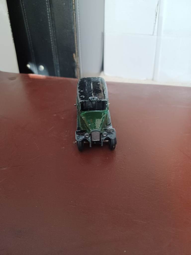 Dinky Toys 1950's Taxi collectors item