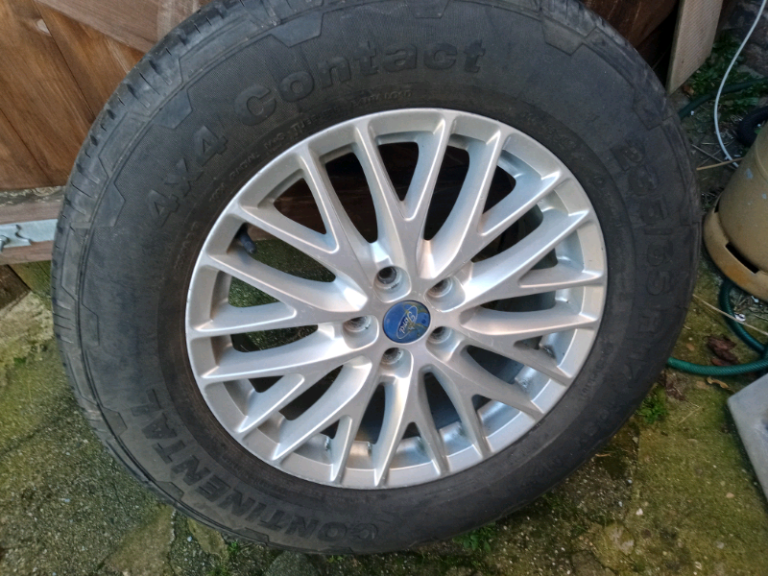 image for 4x4 Wheel and tyre