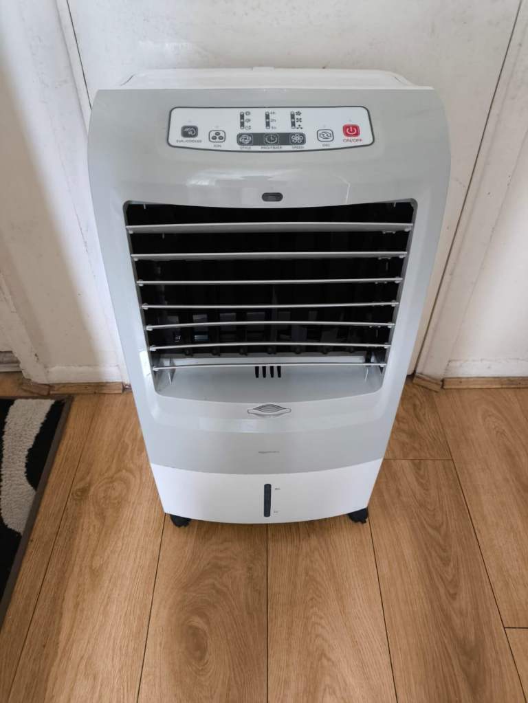 Amazon Basics Air cooler 3 in 1 ( Fan, Humidifier, Purifier) 