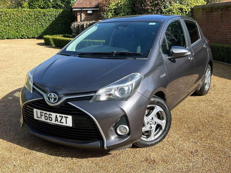 2016 Toyota Yaris 1.5 Yaris Icon TSS Hybrid VVT-i CVT 5dr Hatchback Hybrid Automatic