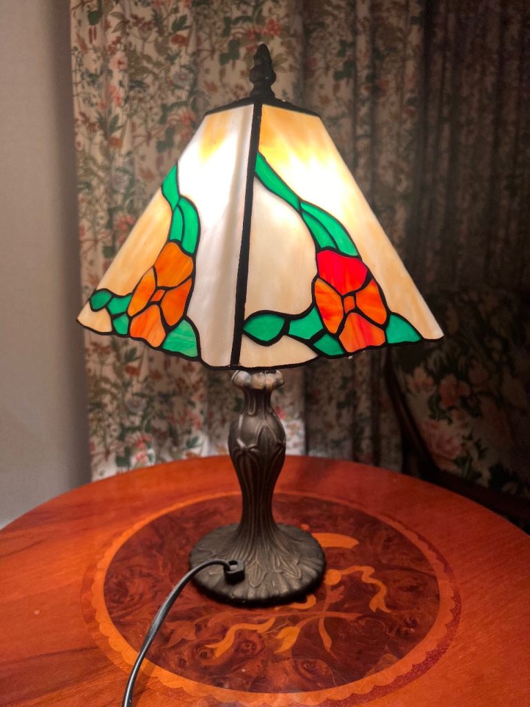 Vintage Tiffany style lamp
