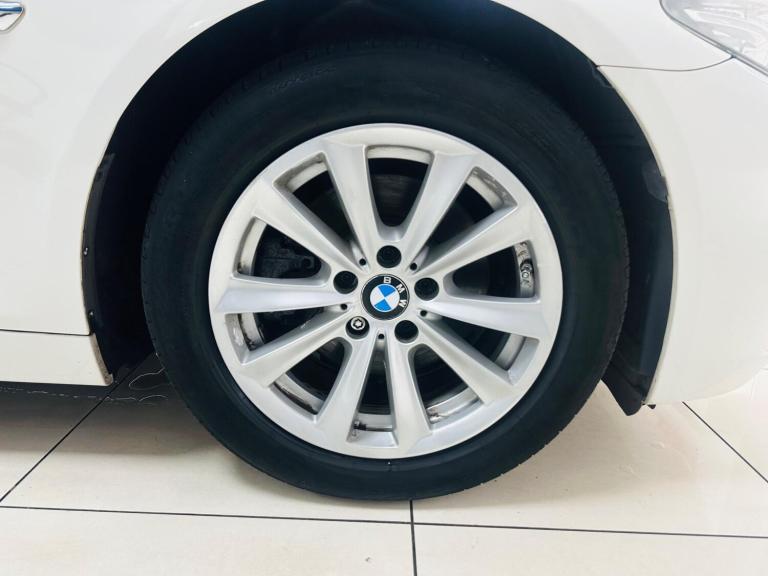 2015 BMW 5 Series 520d [190] SE 4dr Step Auto SALOON DIESEL Automatic