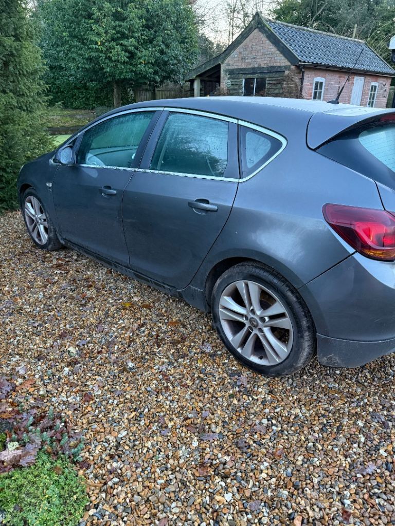 Vauxhall, ASTRA, Hatchback, 2011, Manual, 1956 (cc), 5 doors