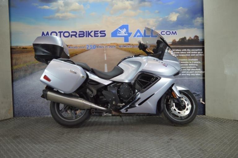 TRIUMPH TROPHY 1215 2015