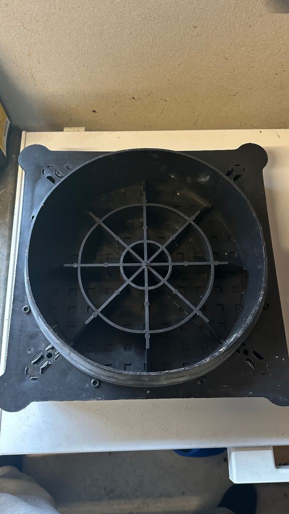 2 x unused polypipe manhole covers lid size 320mm square, inspection chamber Dia 310mm Man hole