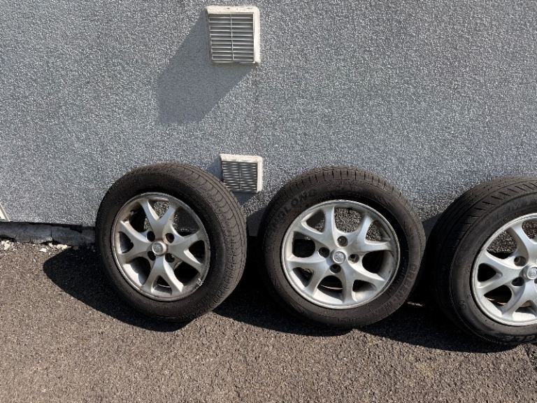 Toyota Yaris alloys 