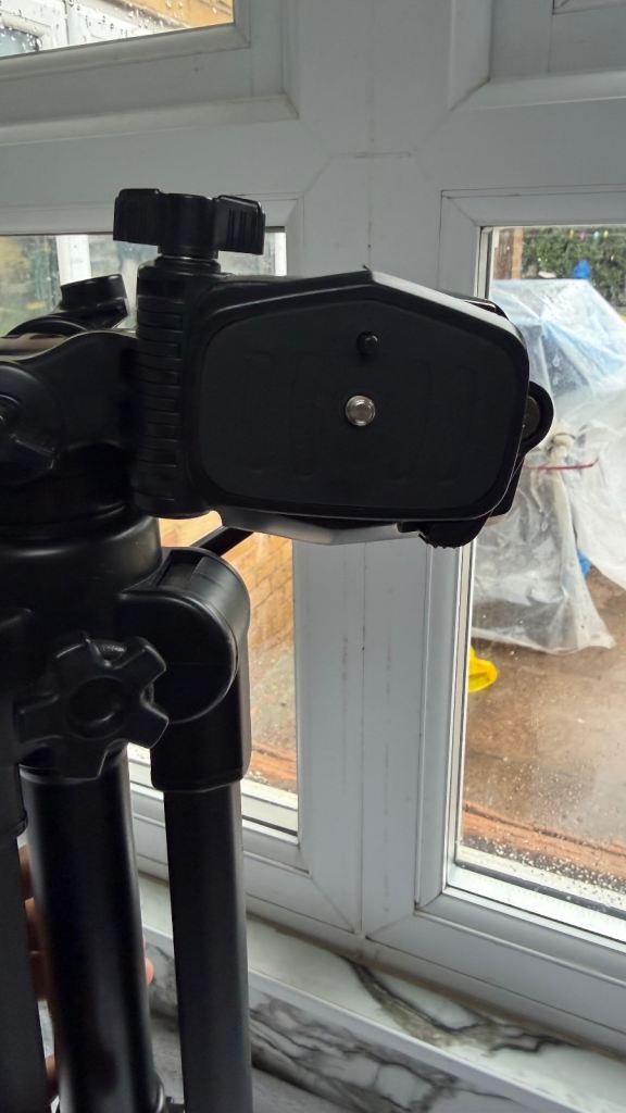 PV27 "Gunmetal" Tripod