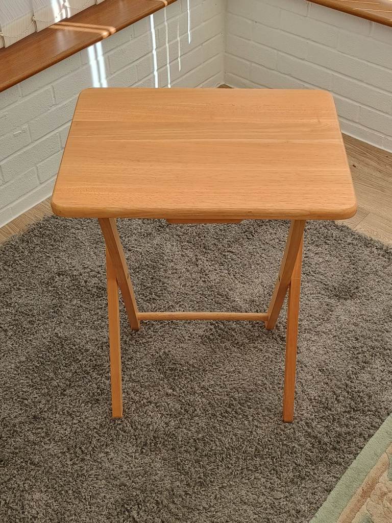 2 identical Folding Tables