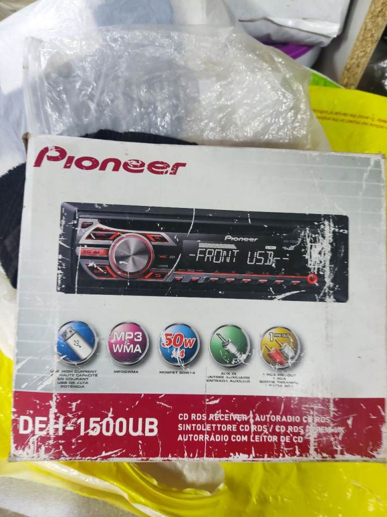 Pioneer CD Radio player 50x4 output £60 ono comes boxed in good usable condition ..