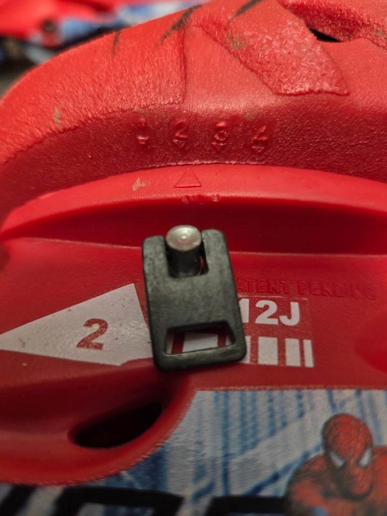 In-line Spiderman skates 