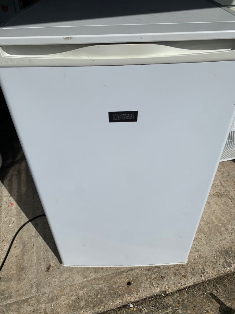 Under counter  freezer 