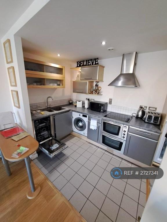2 bedroom flat in Thomas Street, Manchester, M4 (2 bed) (#2727341)