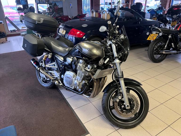 2008 Yamaha XJR XJR1300 full service history full luggage private plate inc  Tourer Manual