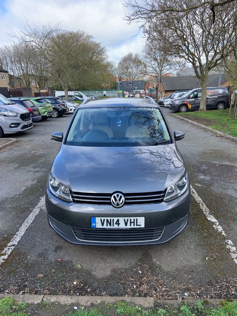 2014 VW Touran Se Bluemotion T Tdi S-A