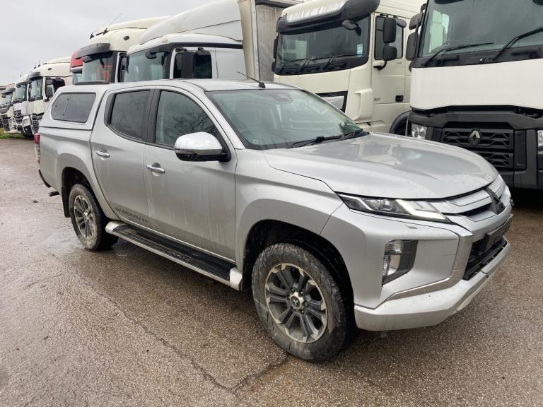 2020 MITSUBISHI L200 DI-D 2268cc TURBO AUTO DOUBLE CAB PICK UP DAMAGED SALVAGE