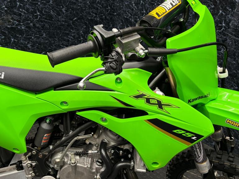 Kawasaki KX 85 2022 BIG WHEEL (MX / MOTOCROSS / ENDURO) @AJ TRADING