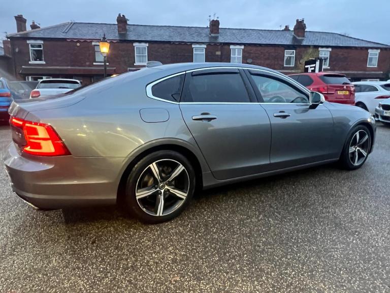 2018 Volvo S90 2.0 D4 R DESIGN 4dr Geartronic SALOON DIESEL Automatic