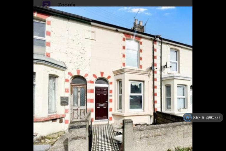 2 bedroom house in Waterloo Road, Gillingham, ME7 (2 bed) (#2993777)