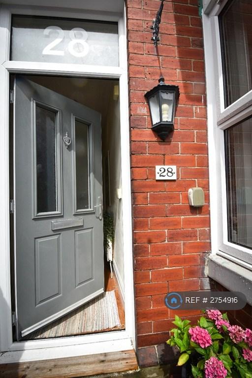 4 bedroom house in Spring View Road, Sheffield, S10 (4 bed) (#2754916)