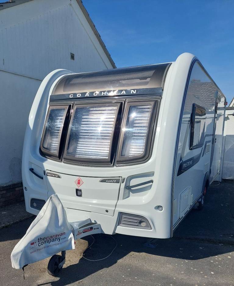 Coachman Pastiche 460/2