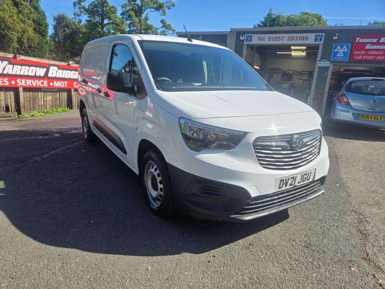 2021 Vauxhall Combo 2300 1.5 Turbo D 100ps H1 Dynamic Van PANEL VAN Diesel Manual