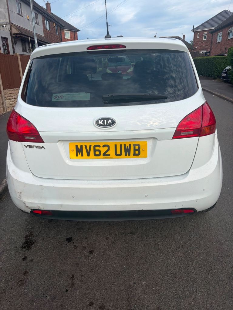 Kia, VENGA, Hatchback, 2012, Other, 1591 (cc), 5 doors