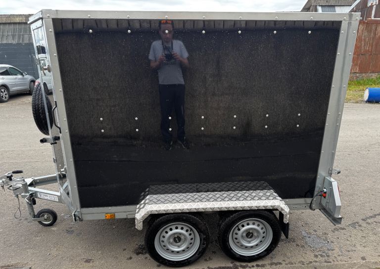 TICKNERS GT755 TWIN AXLE MOTORBIKE TRAILER