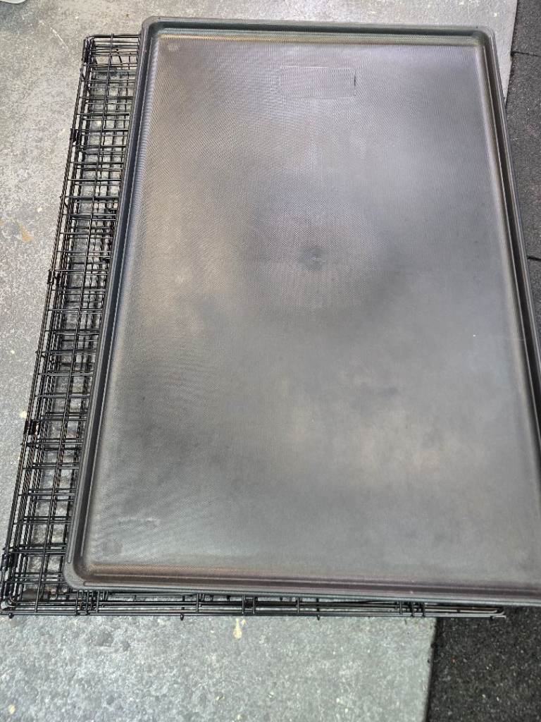 Large single door Dog Crate
