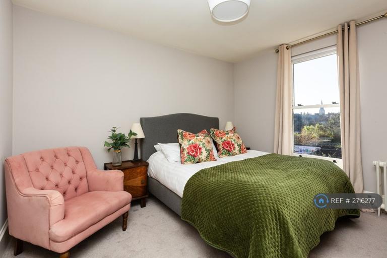 5 bedroom house in Ellington Road, Ramsgate, CT11 (5 bed) (#2716277)