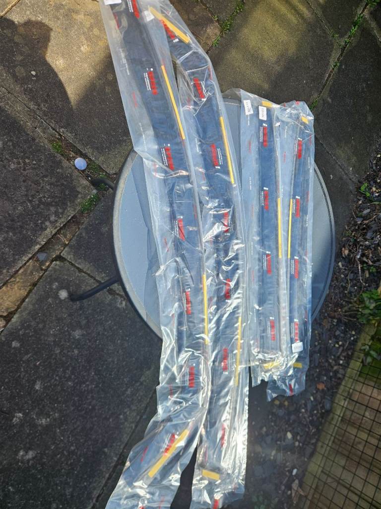 Renault megane mk4 wind deflectors 