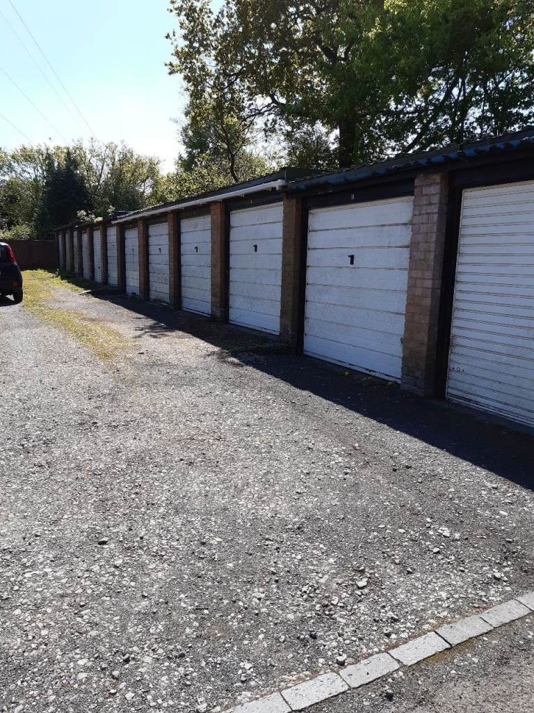 Garages To rent Andover parking or storage 24.7 access