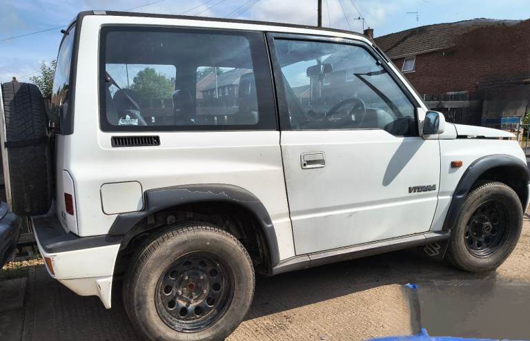 Suzuki, VITARA, Estate, 1994, Automatic, 1590 (cc), 3 doors