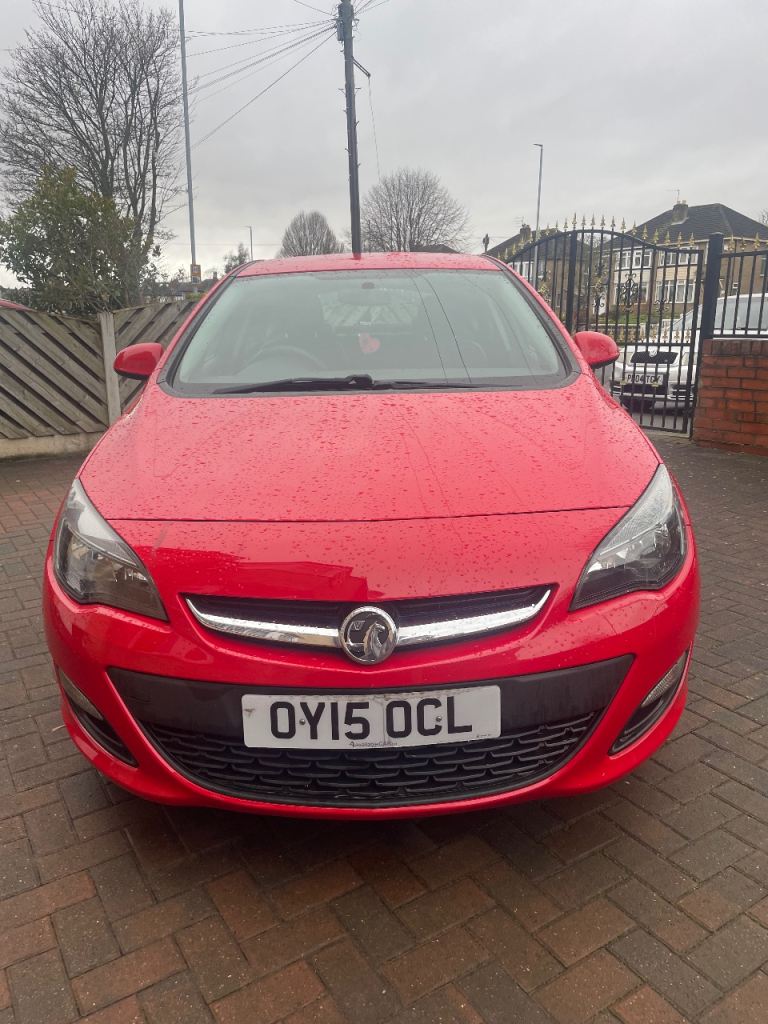 VAUXHALL ASTRA 1.4 EXCITE 120k 15 REG 5 DOOR