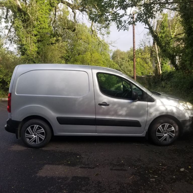 2012  Peugeot partner