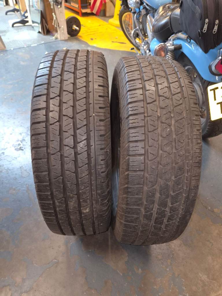 255x70x 16 tyres 2off 