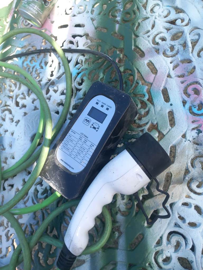 EV Charging Cable with Control Box – Good Condition