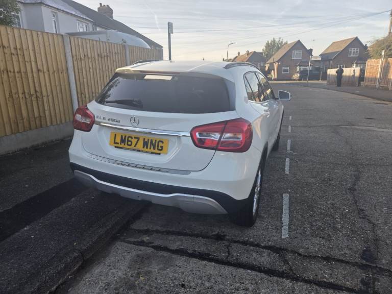 Mercedes-Benz, GLA, Estate, 2017, Semi-Auto, 2143 (cc), 5 doors