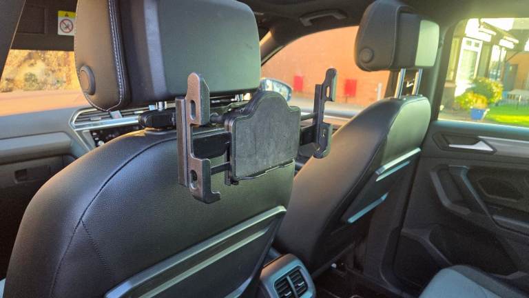 Tablet holder for car