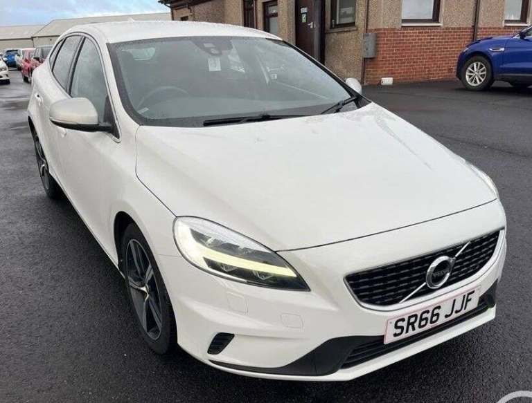 2016 Volvo V40 T2 [122] R DESIGN 5dr HATCHBACK PETROL Manual