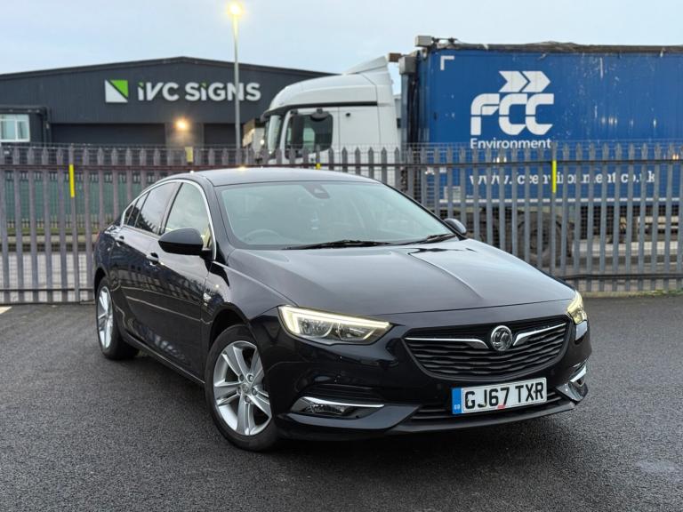 2017 Vauxhall Insignia 1.6 Turbo D ecoTec [136] SRi Nav 5dr HATCHBACK Diesel Manual