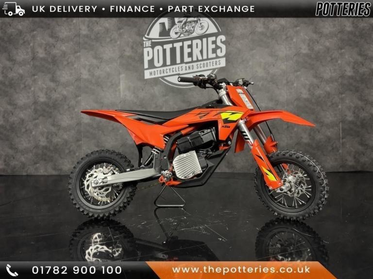 2025 KTM SX-E3