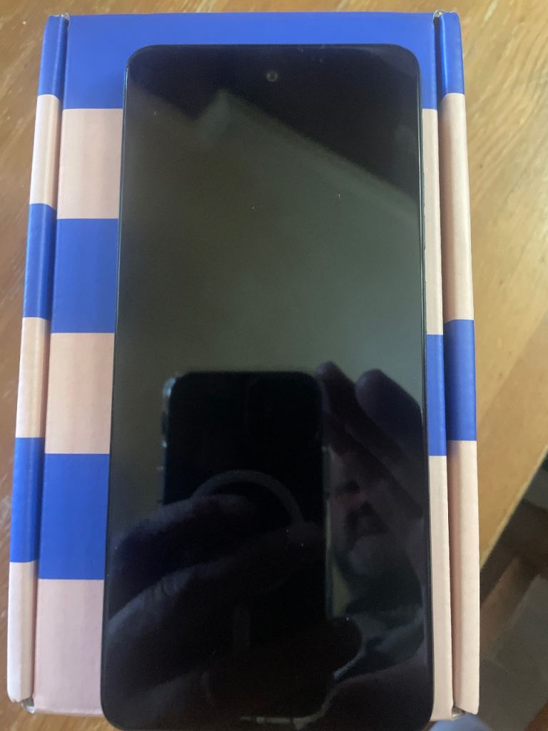 Motorola e14Phone  Good Condition
