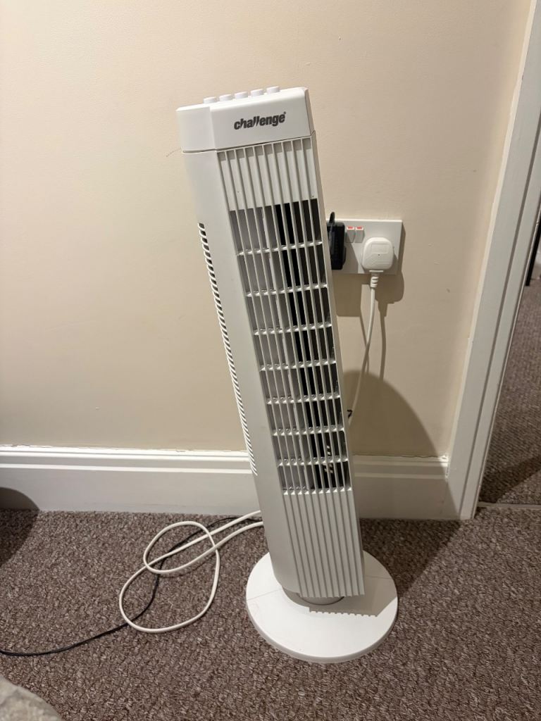 Challenge White Tower Fan - 29 inch