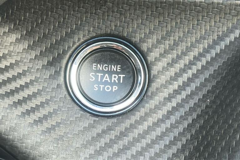  Peugeot 208 1.2 Puretech Allure Hatchback 5dr Petrol Manual Euro 6 s/s 100 Ps