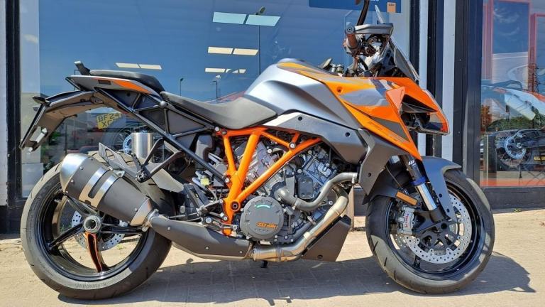 image for KTM 1290 SUPERDUKE GT