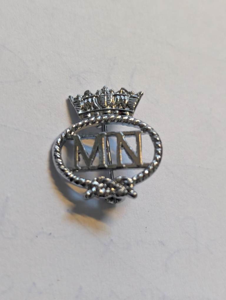WWI Merchant Navy on War Service Silver Lapel Pin On Badge